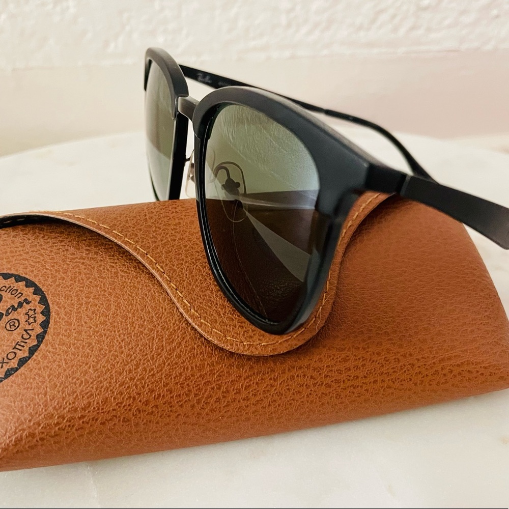 Ray Bans - Picture 2 of 5